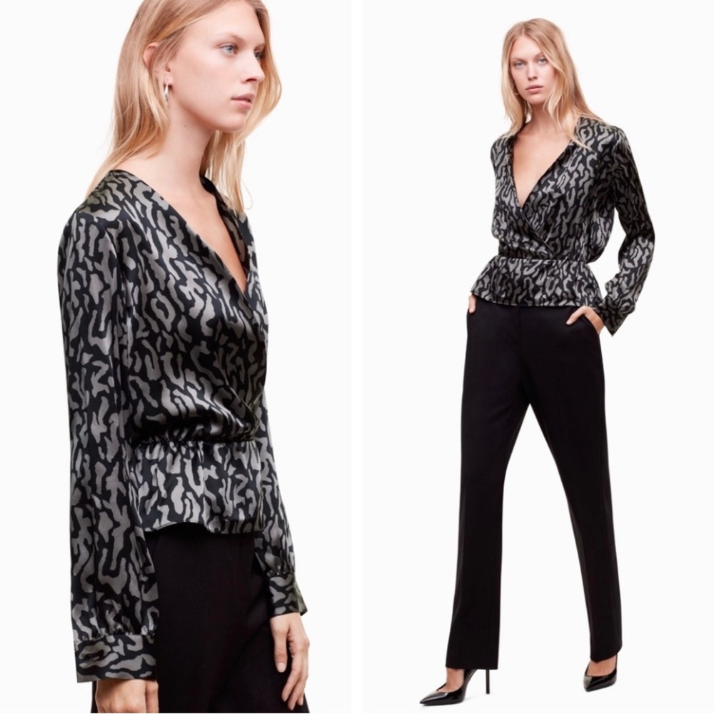 Aritzia TALULA Silk Leopard Plunge B
Abstract Formal Wedding Guest Blouse Sz XXS